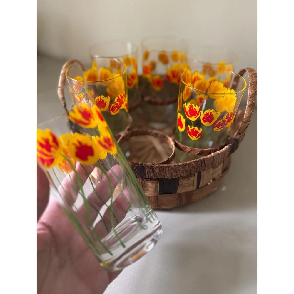 Jane Lynn Tulip Juice Glasses Set | MCM Retro Floral Tumblers, Woven Caddy